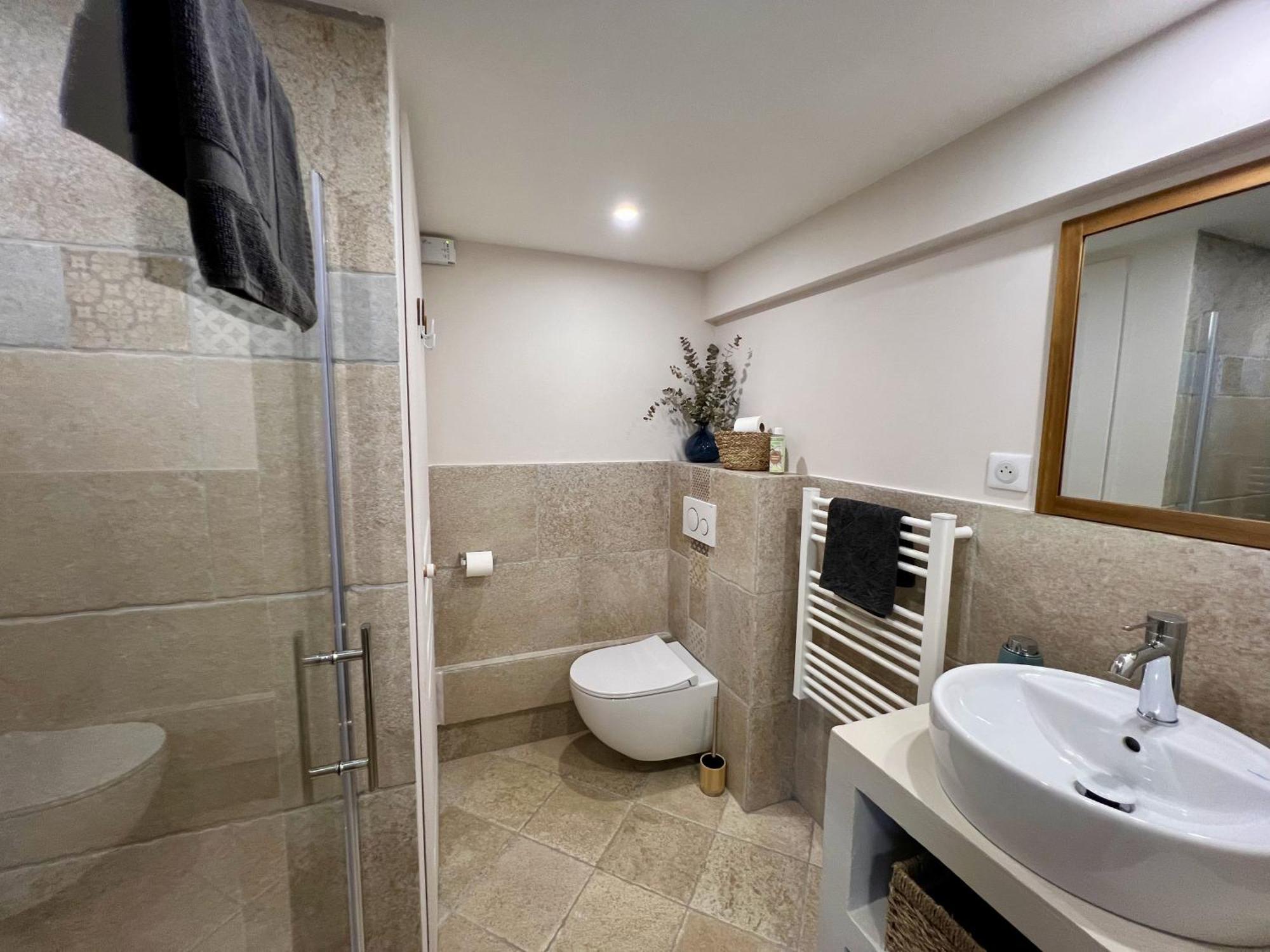 Studio With Private Car Park And Air Con Valbonne Εξωτερικό φωτογραφία
